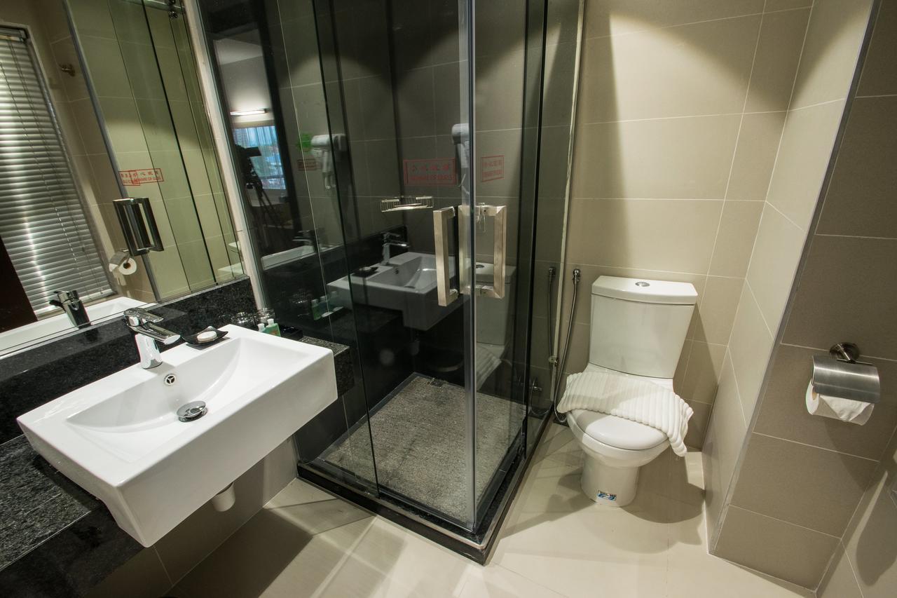 Hotel Labuan Point Ngoại thất bức ảnh